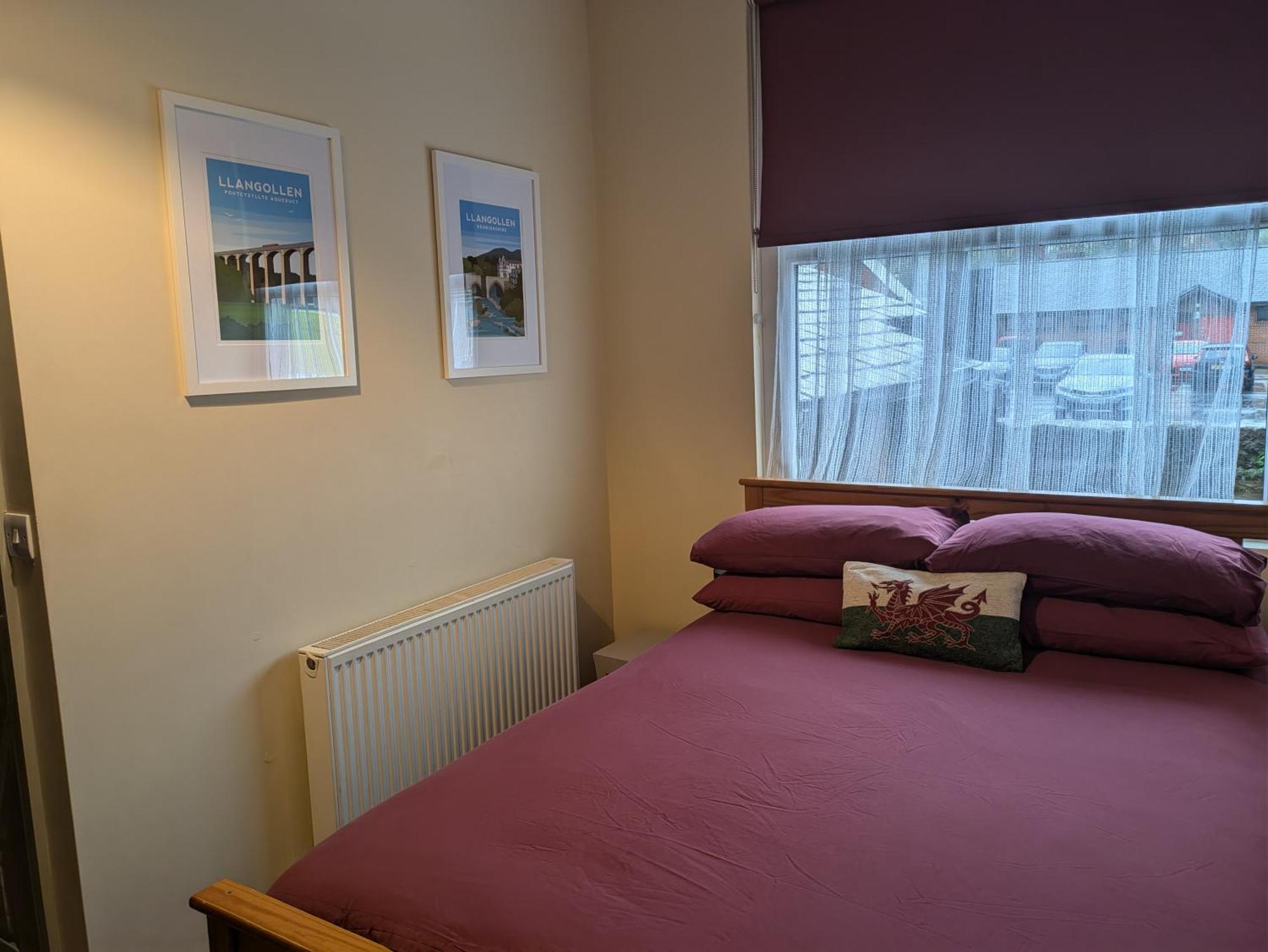 Llangollen Hostel Guest Rooms - No Dormitories - Self Catering Exterior foto