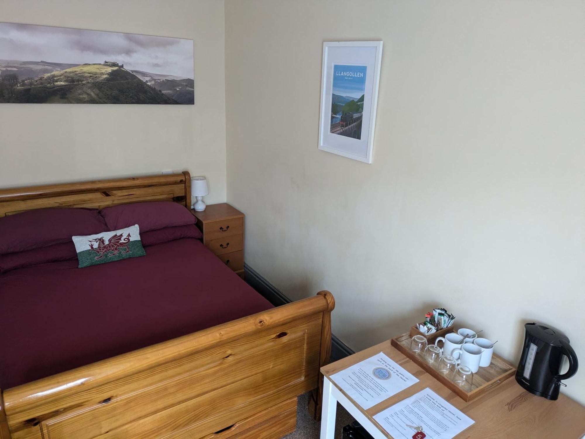 Llangollen Hostel Guest Rooms - No Dormitories - Self Catering Habitación foto